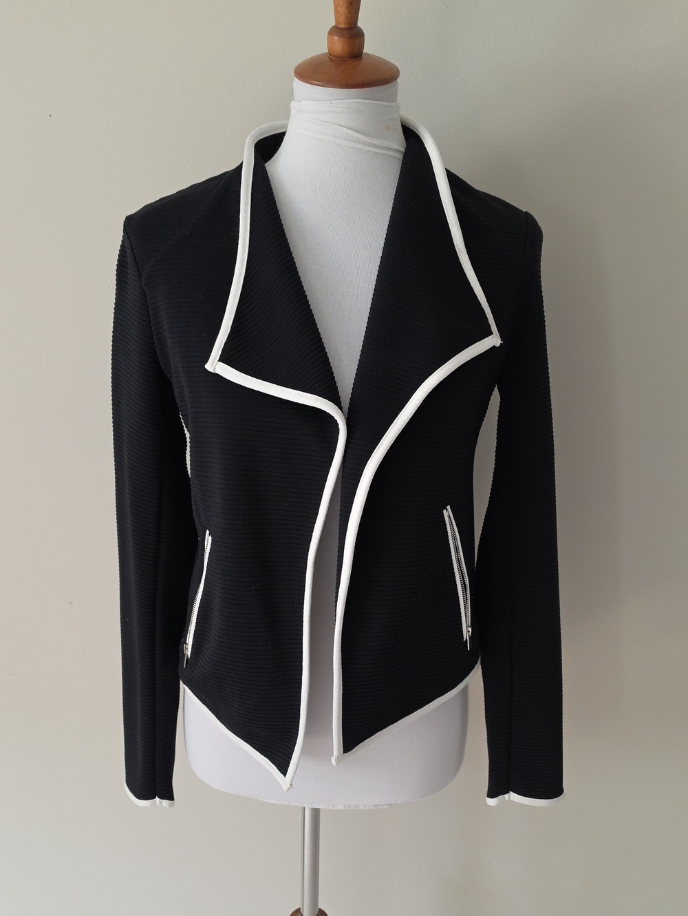 Premise Black and White Blazer Jacket Open Front